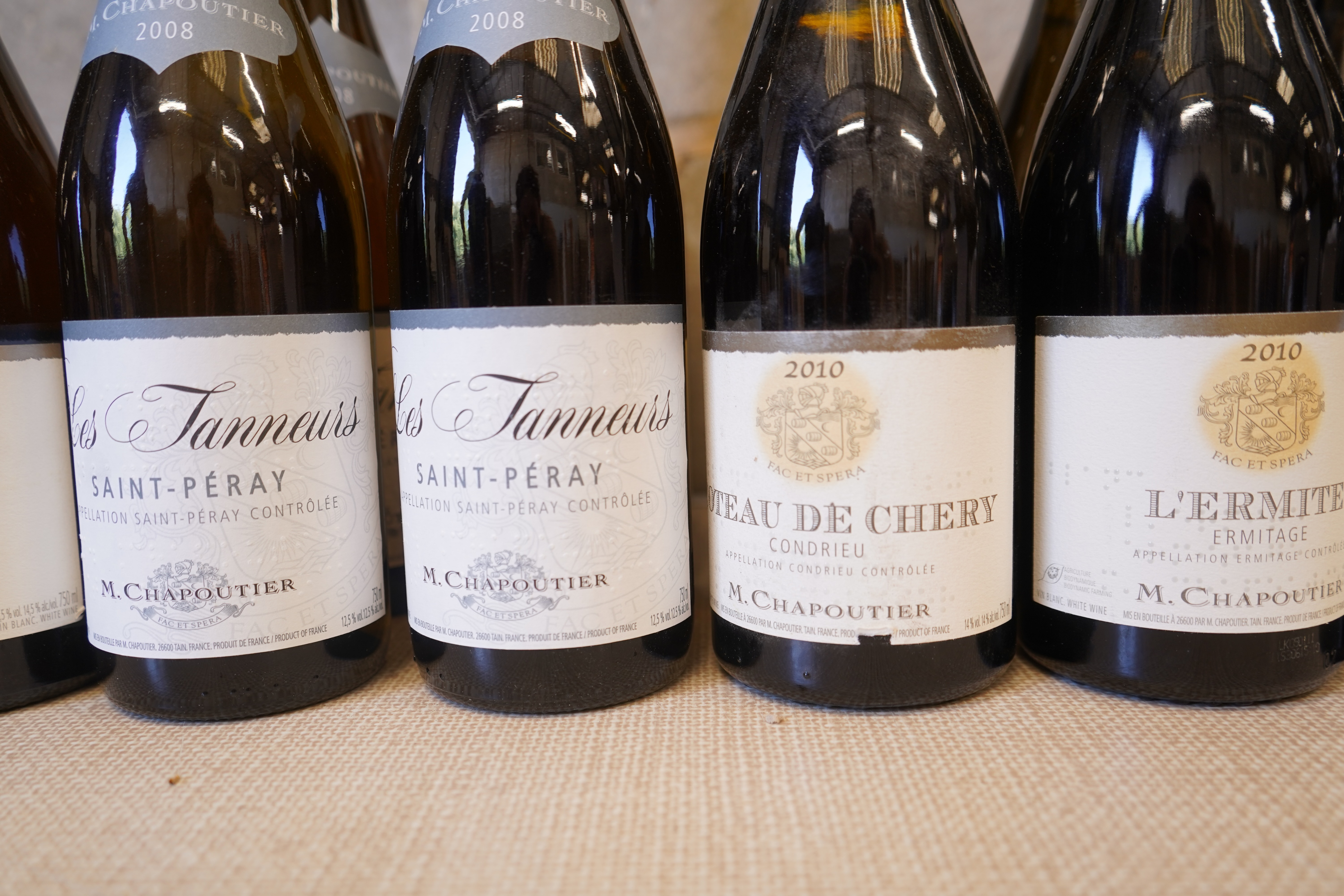 Domaine M. Chapoutier: A mixed parcel of Côtes du Rhône white wine